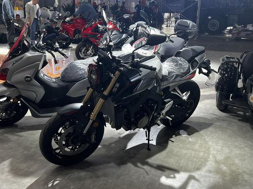 钱江新车爆料最新消息,最新车型抢先看,科技与时尚的完美融合 第1张 钱江新车爆料最新消息,最新车型抢先看,科技与时尚的完美融合 第1张